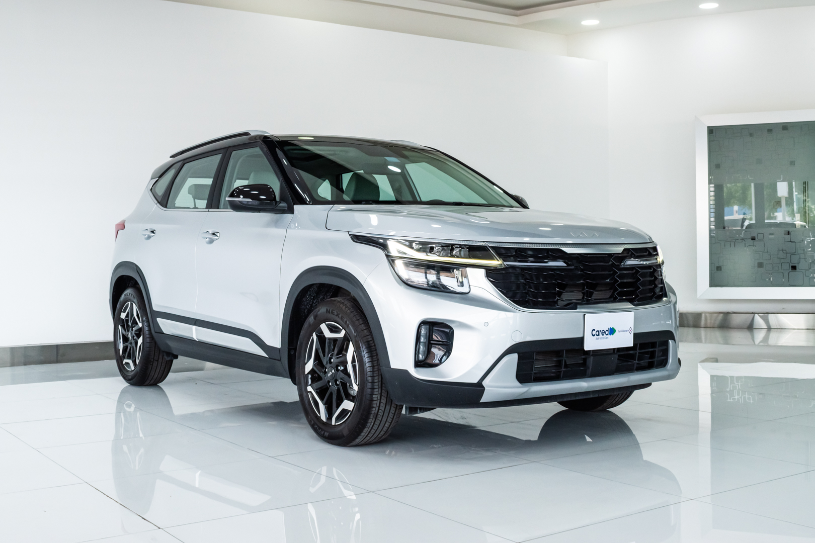KIA SELTOS EX view 3