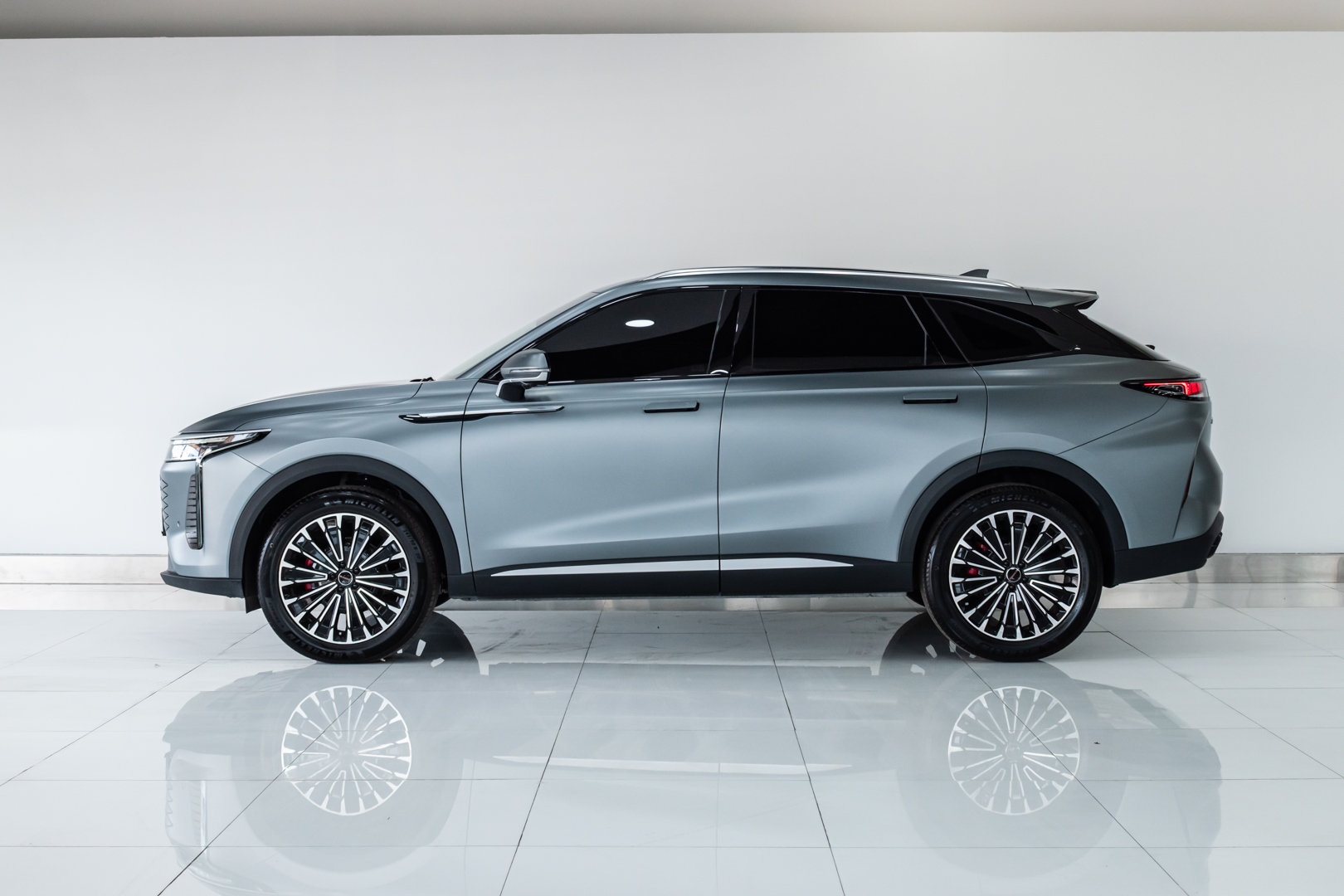 EXEED RX PRESTIGE view 6