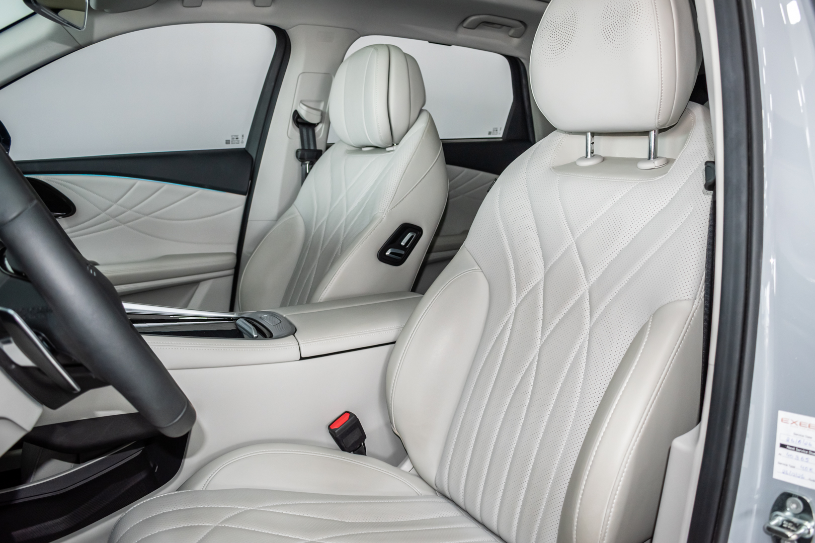 EXEED RX LUXURY view 7