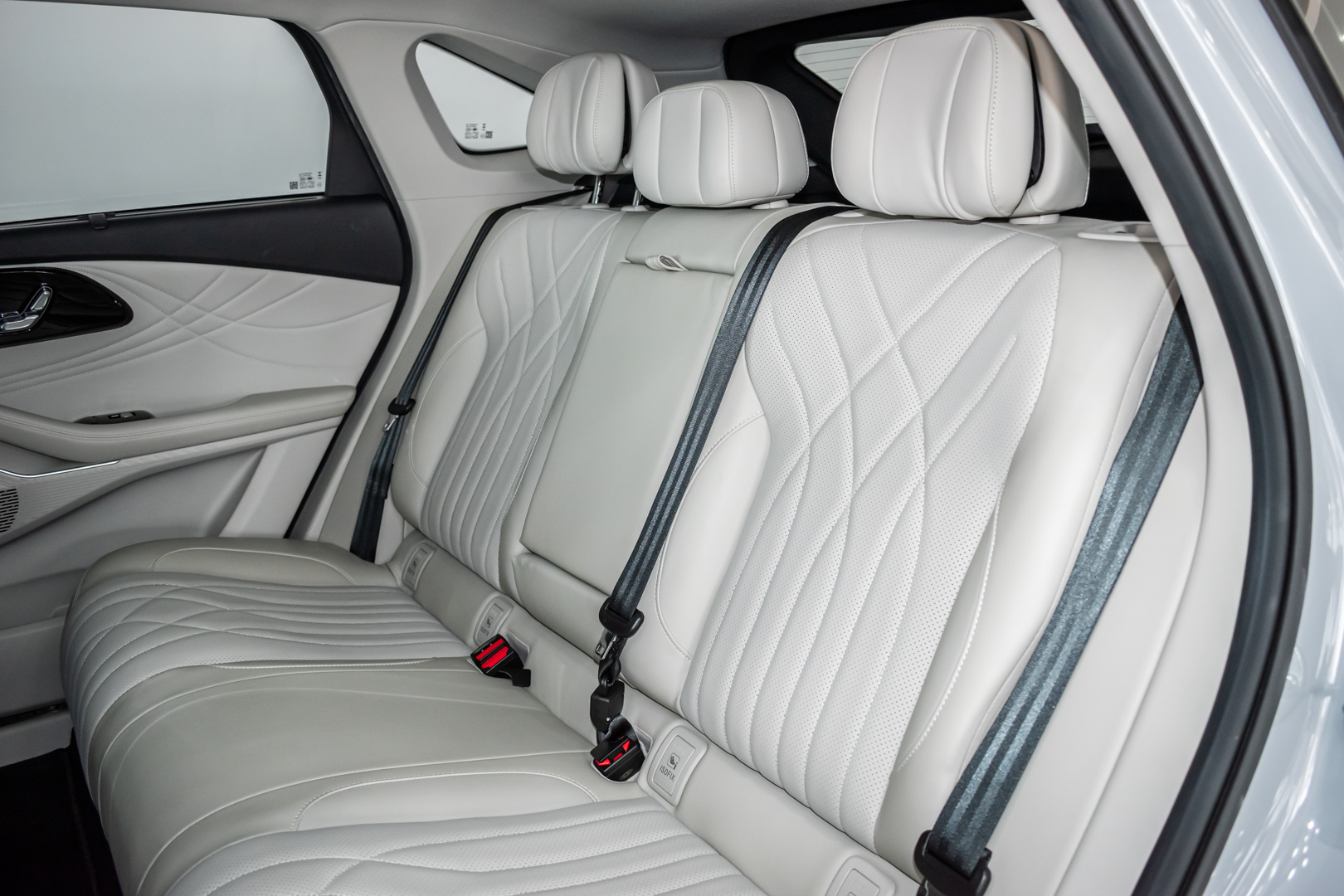 EXEED RX LUXURY view 8