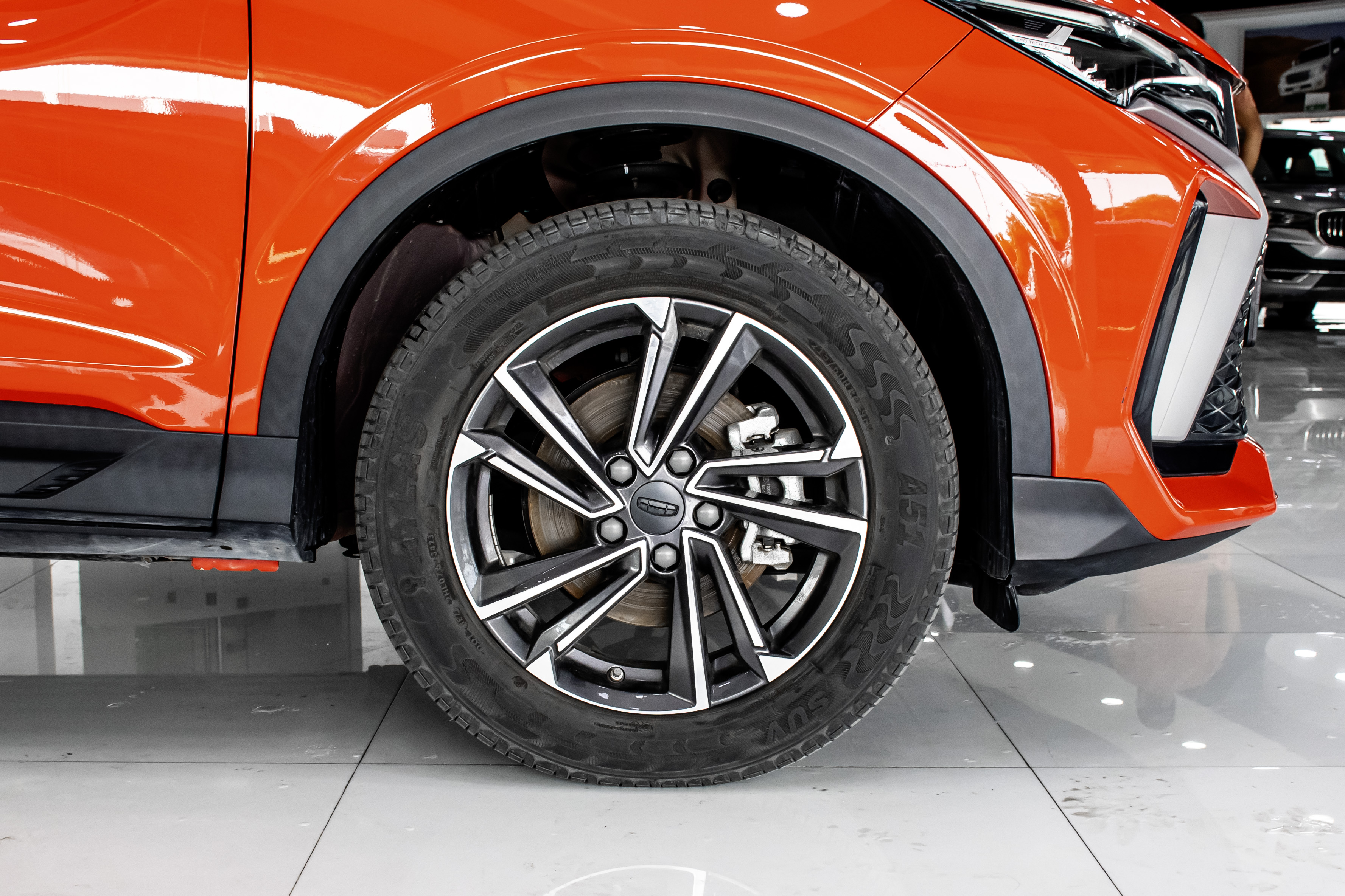 GEELY COOLRAY view 3