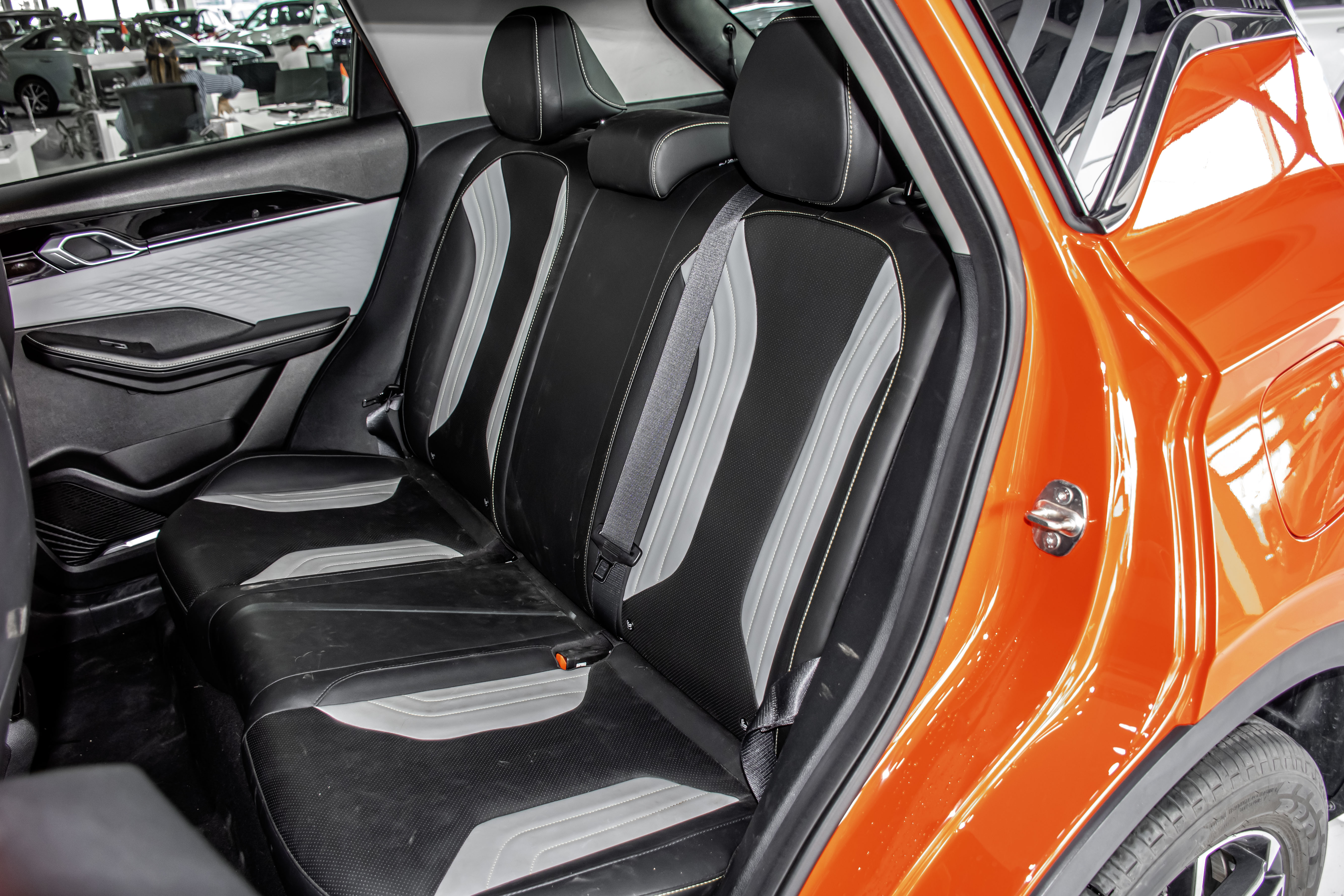 GEELY COOLRAY view 8