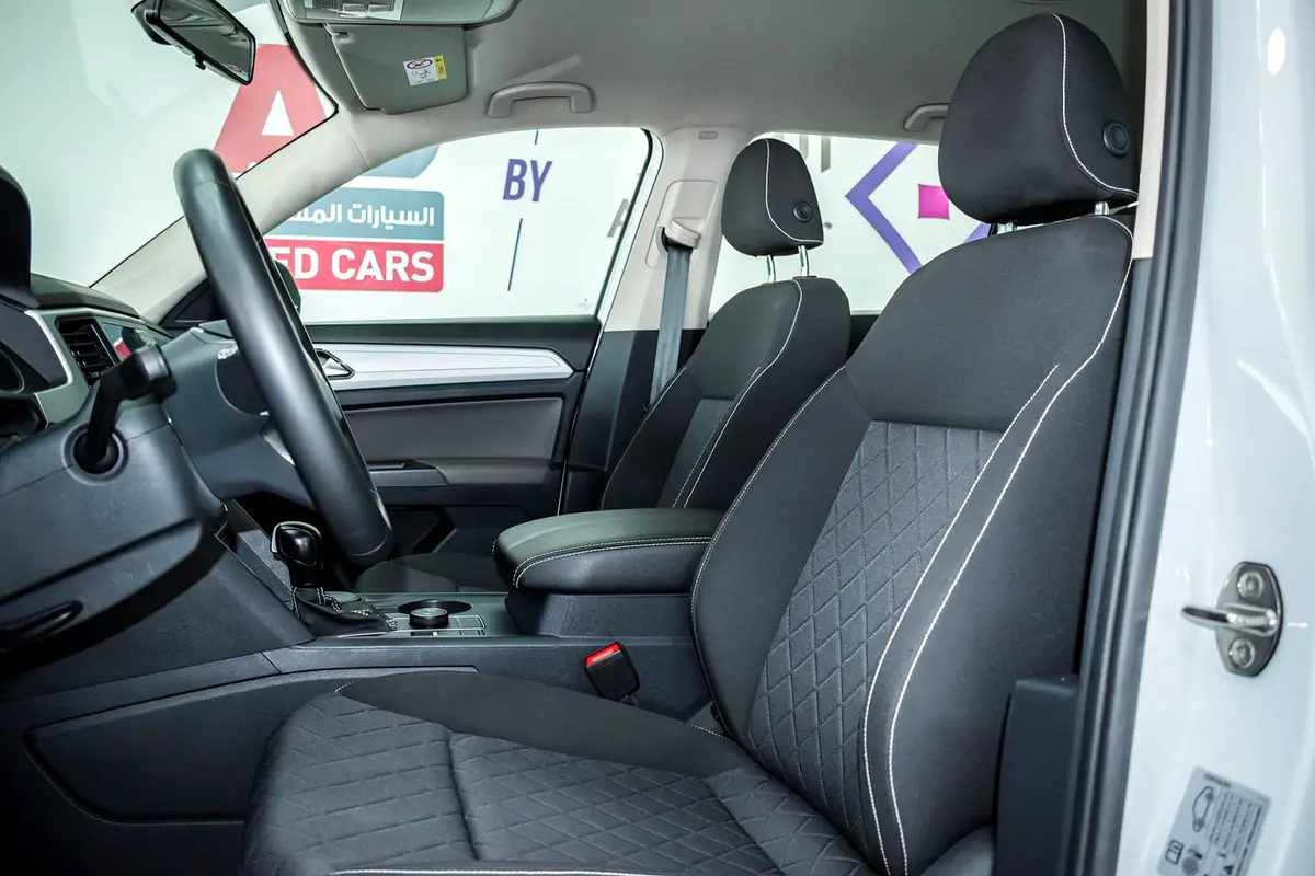 Volkswagen Teramont Trendline Interior cover