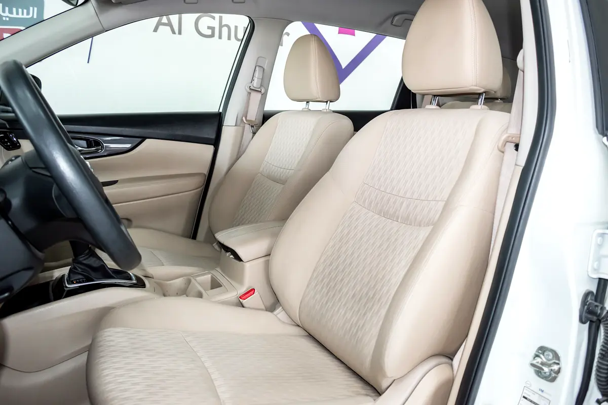 Nissan X-Trail S Interior cover