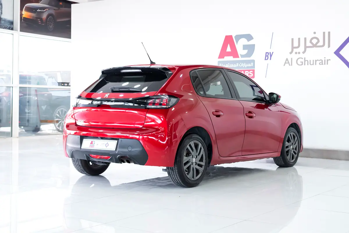 Peugeot 208 Active view 8