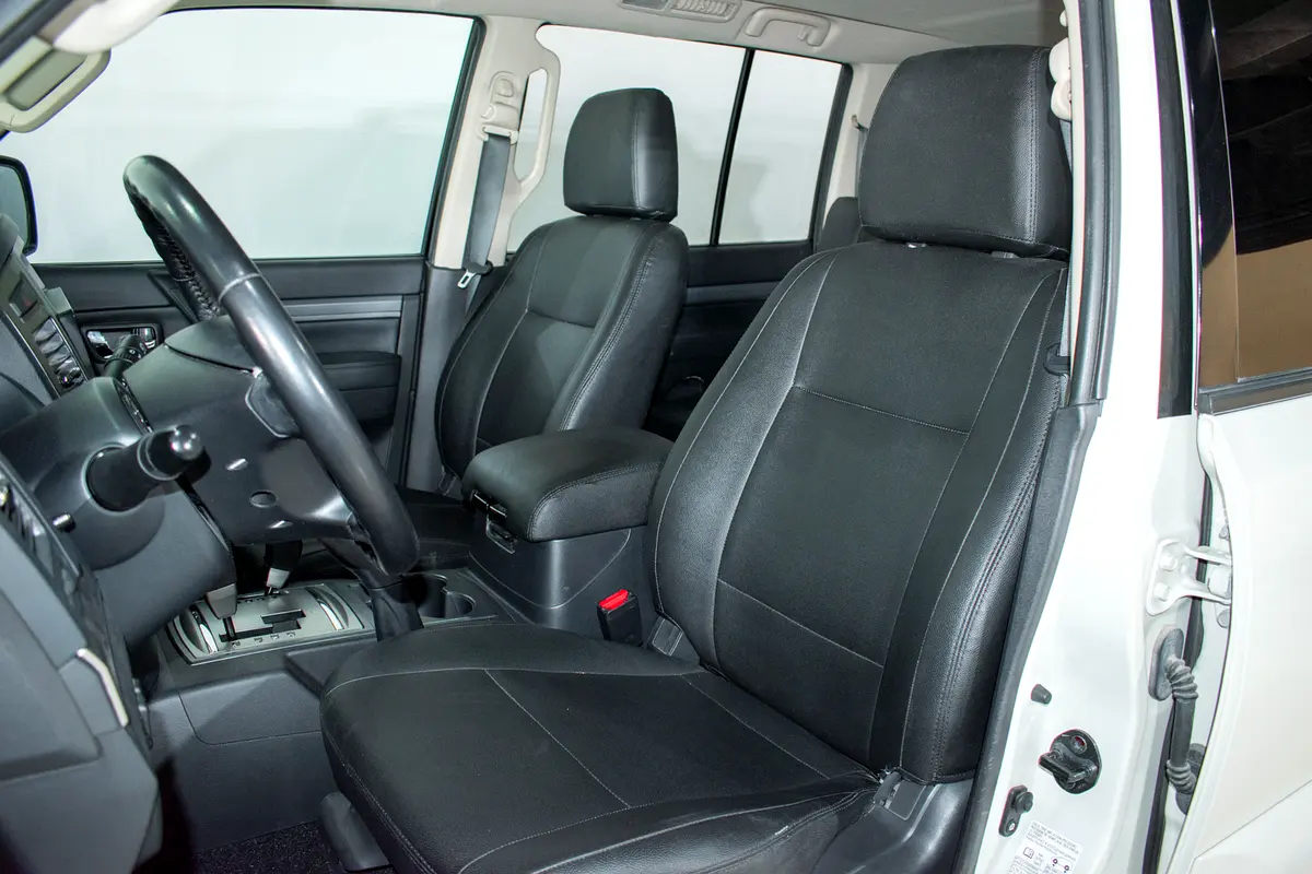 Mitsubishi Pajero GLS Interior cover
