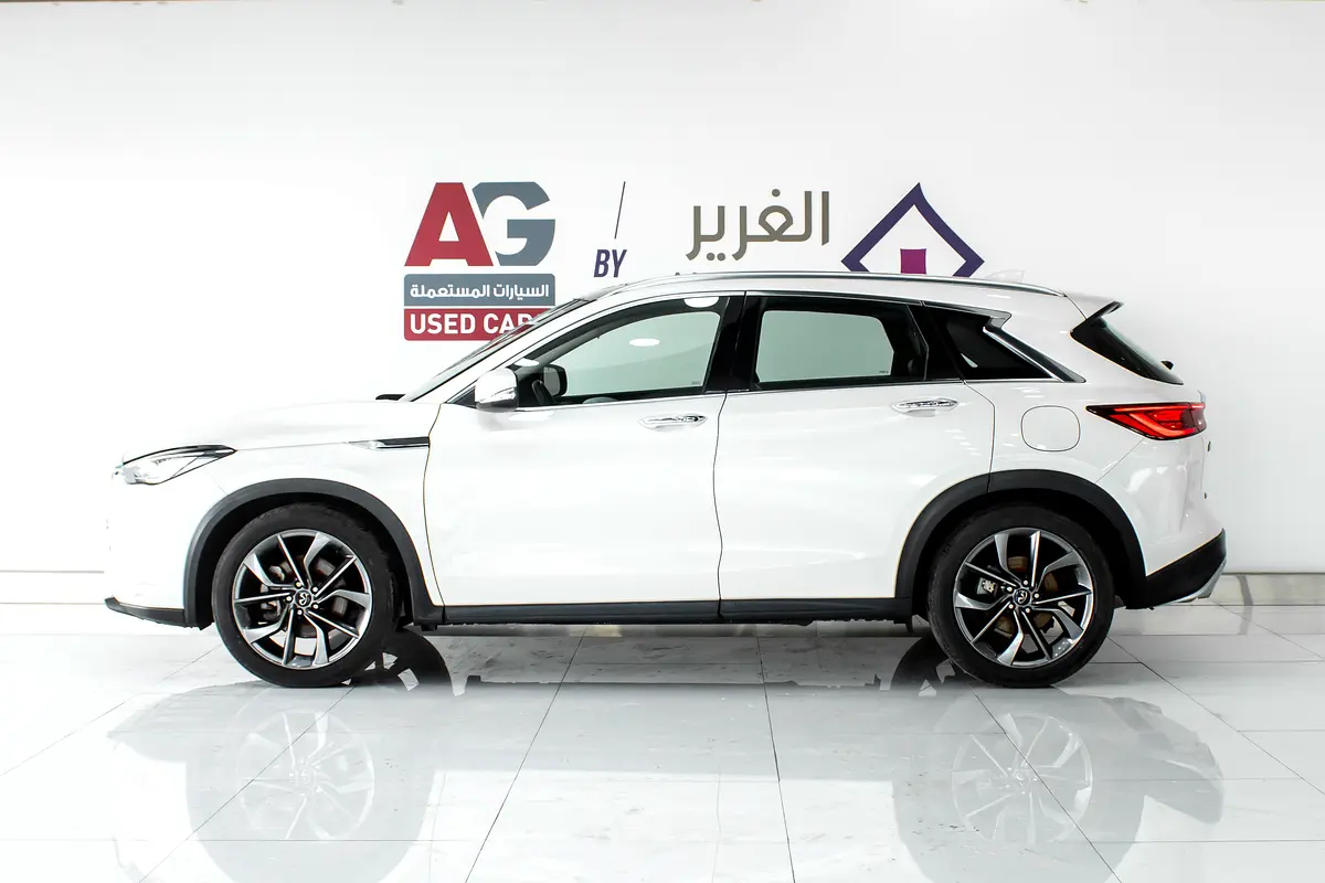 Infiniti QX50 Luxury view 6