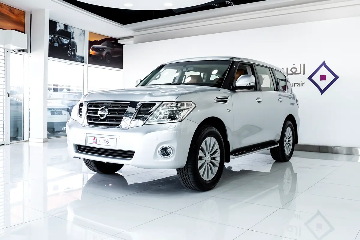 Nissan Patrol LE Titanium view 3