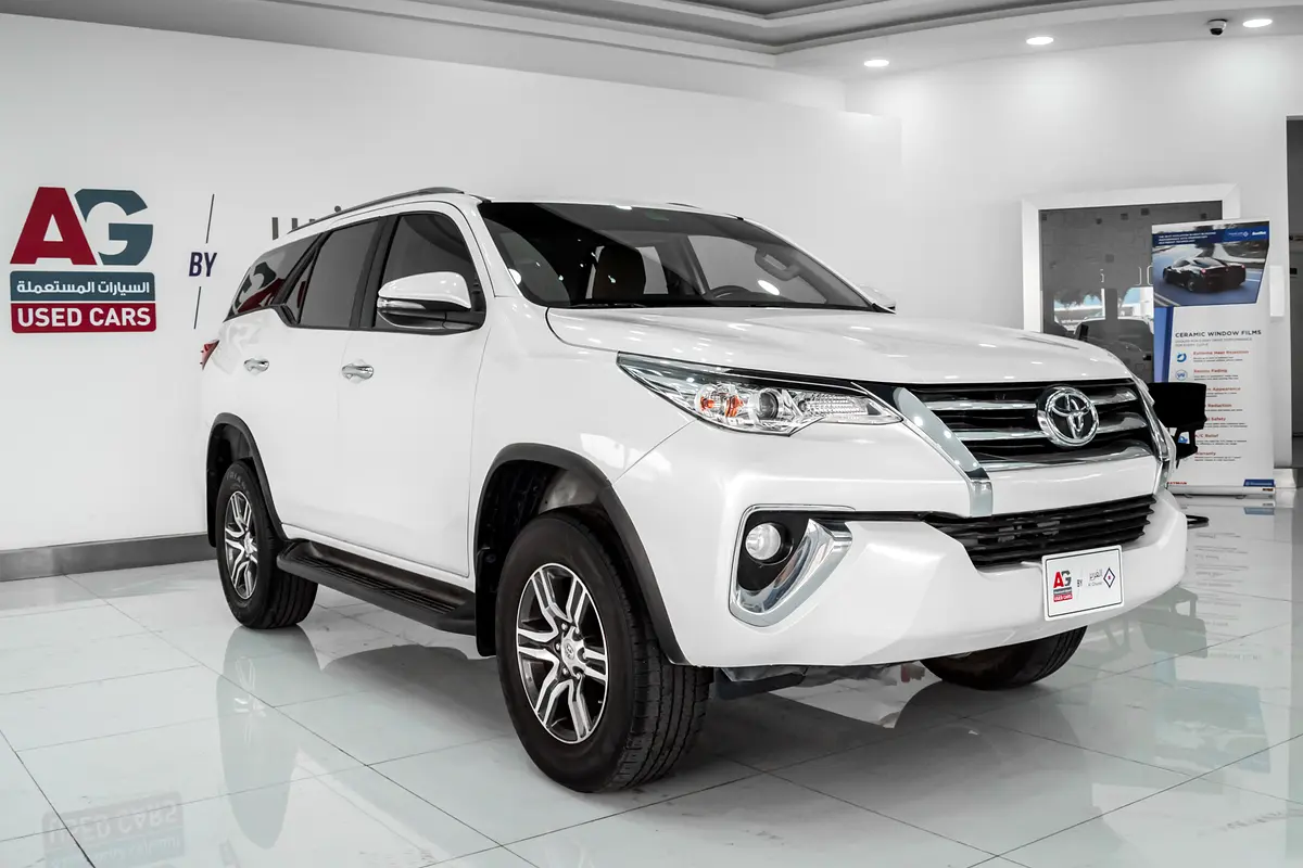 Toyota Fortuner GXR view 2
