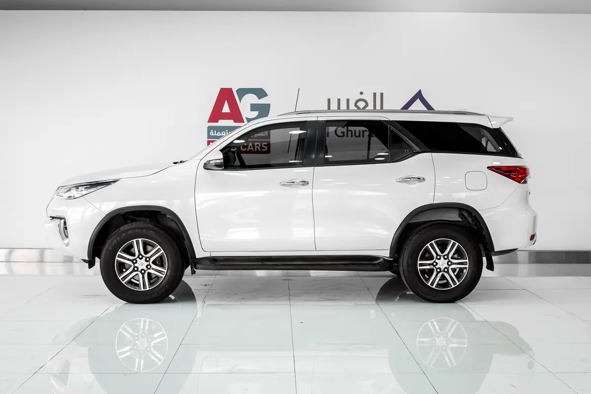 Toyota Fortuner GXR view 7