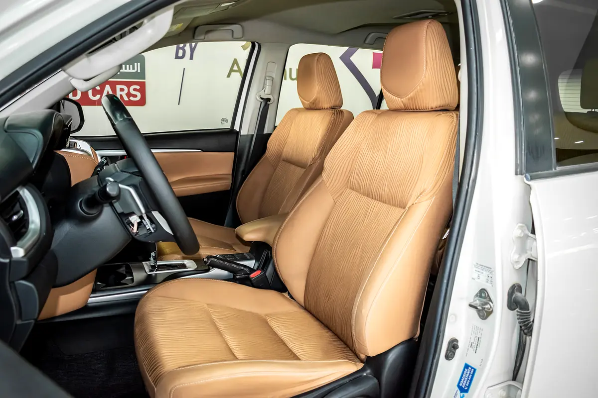 Toyota Fortuner GXR Interior cover