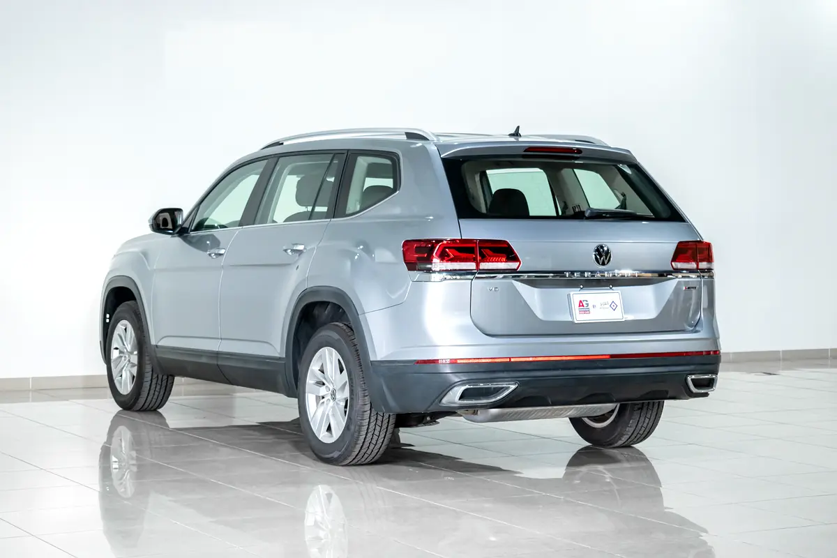 Volkswagen Teramont Trendline view 6