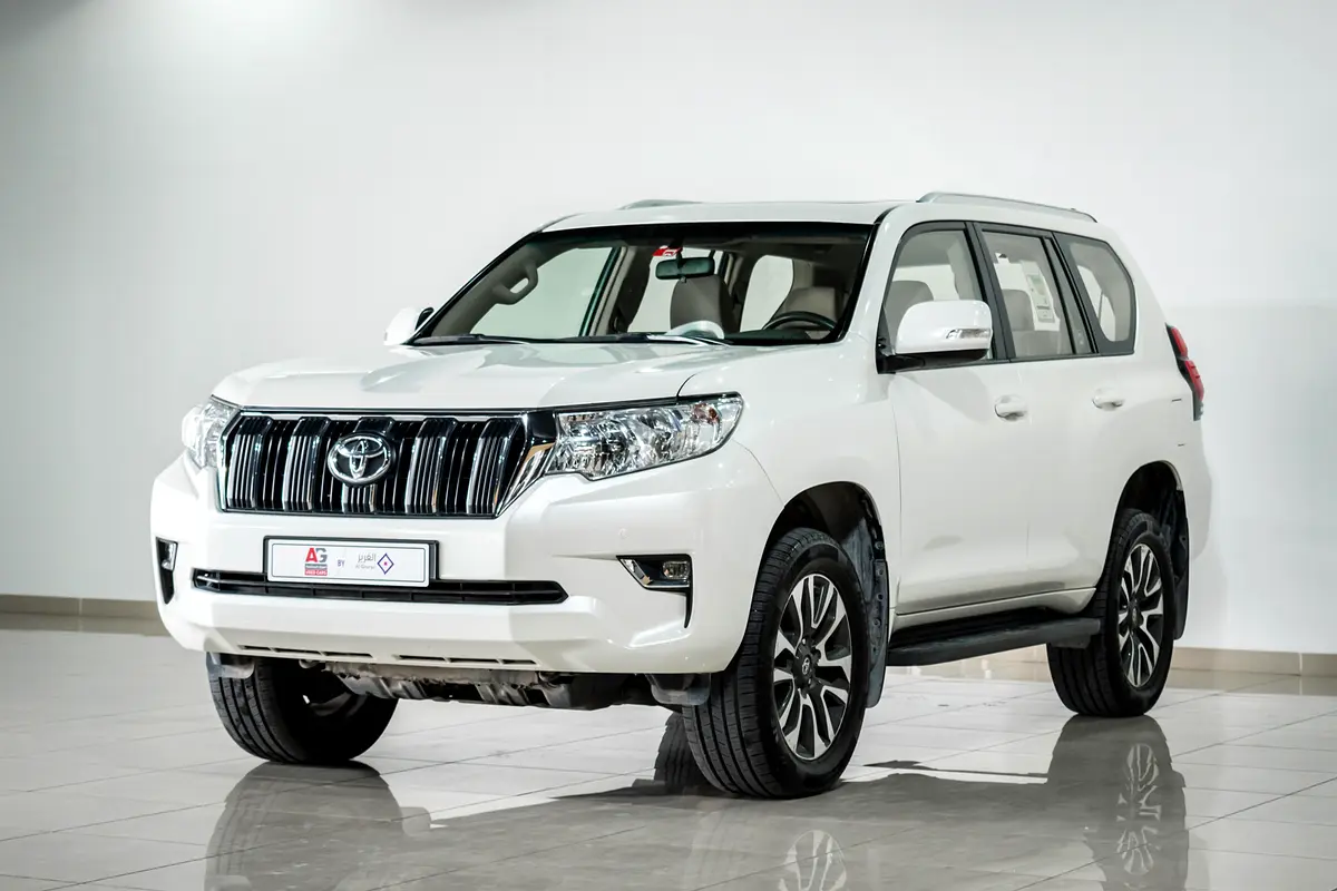 Toyota Prado GXR view 3