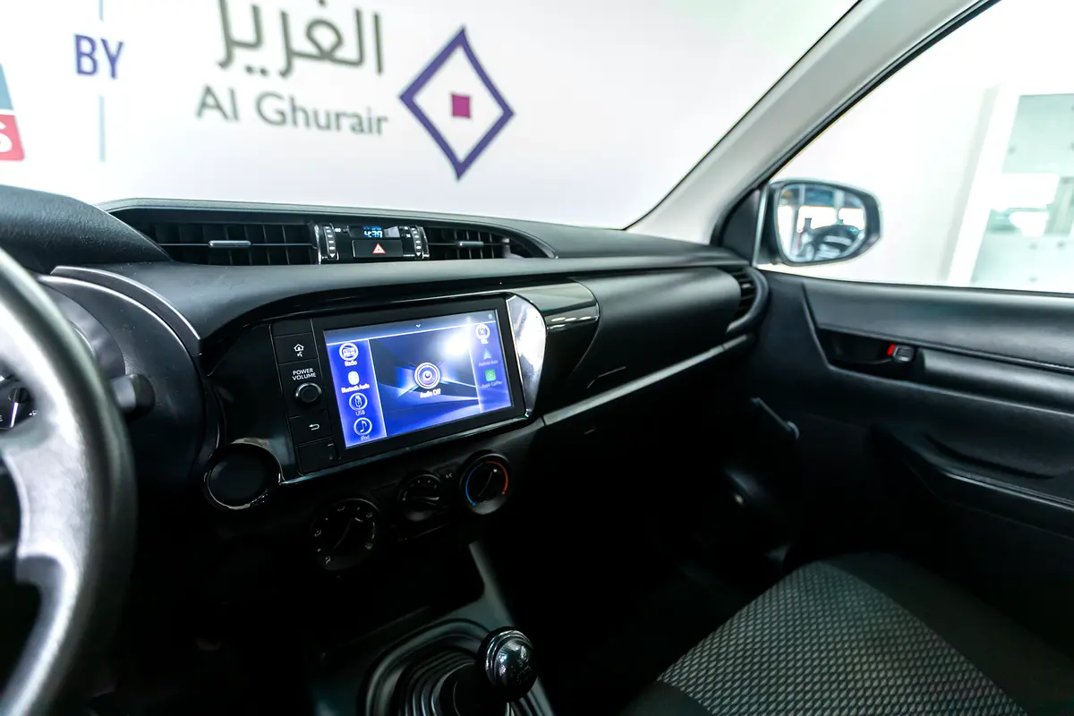 Toyota Hilux Double Cab GL Interior cover